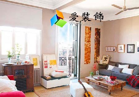 女性挑选墙地砖 关注腰线如关注小腰